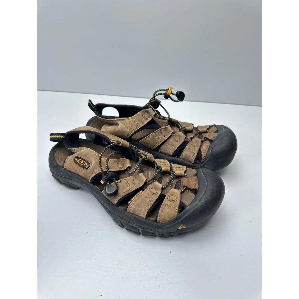 Keen Newport H2 Mens Brown Leather Waterproof Sport Hiking Sandals Size 8.5